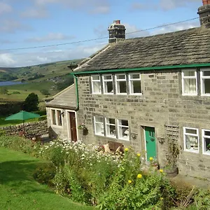  Holiday home Royds Hall